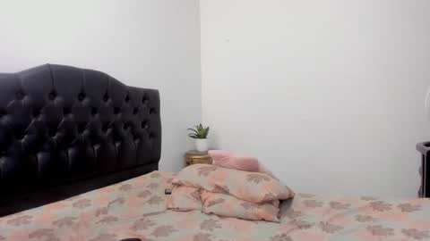 Isabella and Alessandro online show from March 4, 8:59 pm