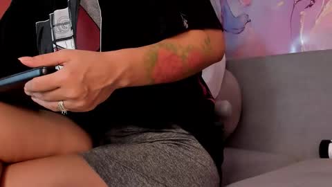 doublepleasure69_ online show from September 10, 4:01 am