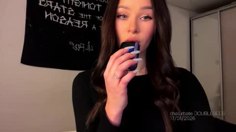 MOLLYYYY dont forget to give me a thumb up online show from January 17, 11:26 am