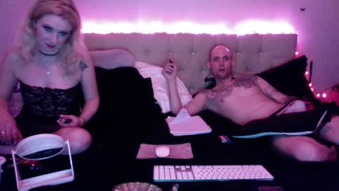 Chaz  Roxy Rain online show from January 12, 2:22 pm