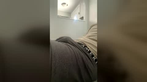 dougdoug966035 online show from June 14, 3:47 pm