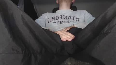 Snapshot of douglas_drake chatting on November 28, 10:56 pm douglas_drake online show from November 28, 10:56 pm