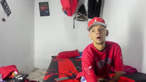 douglas_gallegos online show from April 2, 7:17 am