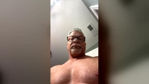 douglikes3xd online show from March 8, 2:59 am