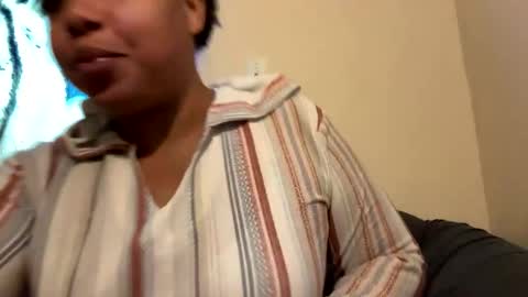 dove_love22 online show from November 3, 4:30 pm