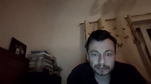 Snapshot of doveyfinn88 chatting on March 17, 1:54 am doveyfinn88 online show from March 17, 1:54 am
