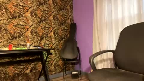 MrPirated online show from January 10, 4:51 pm