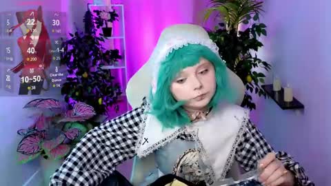 Draculaura online show from April 20, 10:40 am