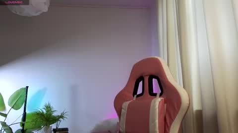 Lisbeth Salander online show from November 23, 6:13 am