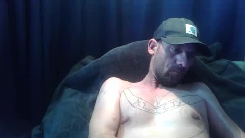 Snapshot of dragonoid96 chatting on February 28, 5:30 am lovemachine online show from February 28, 5:30 am