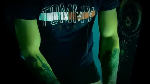 Snapshot of dragovh420 chatting on January 5, 8:34 pm dragovh420 online show from January 5, 8:34 pm