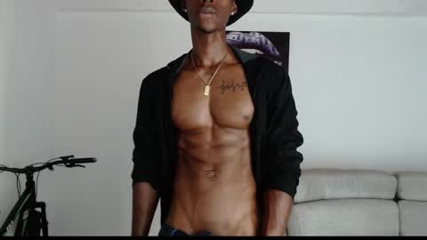 Drake 23 online show from March 24, 6:02 pm