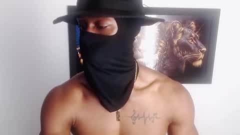 Snapshot of drake_brown_23 chatting on April 29, 1:59 pm Drake 23 online show from April 29, 1:59 pm