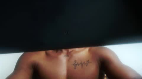 Snapshot of drake_brown_23 chatting on May 17, 3:08 pm Drake 23 online show from May 17, 3:08 pm