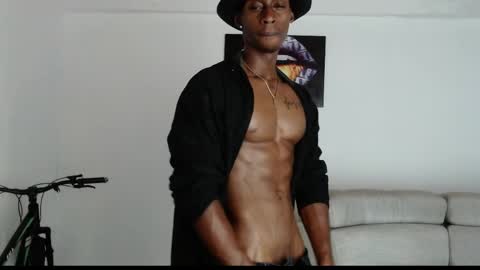 Snapshot of drake_brown_23 chatting on June 7, 1:59 pm Drake 23 online show from June 7, 1:59 pm
