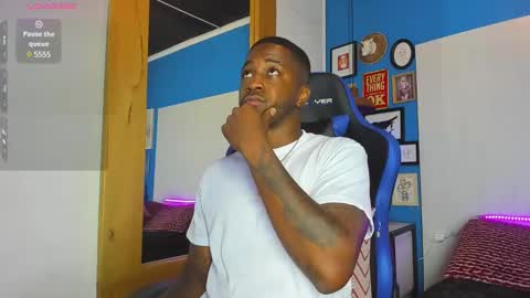 ---Drake--- online show from March 10, 9:18 pm