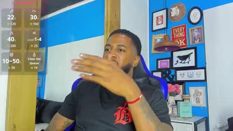 ---Drake--- online show from October 9, 11:25 pm