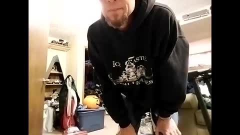 Snapshot of drakefimon chatting on November 16, 3:28 pm drakefimon online show from November 16, 3:28 pm