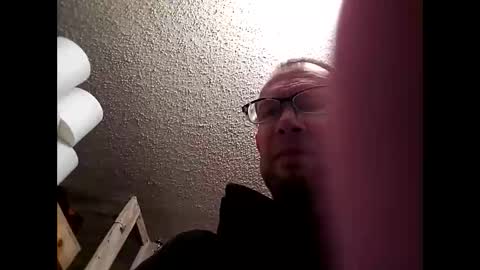 Snapshot of drakefimon chatting on December 20, 6:04 pm drakefimon online show from December 20, 6:04 pm