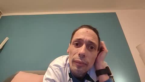 Snapshot of drako198 chatting on April 26, 7:33 pm drako198 online show from April 26, 7:33 pm