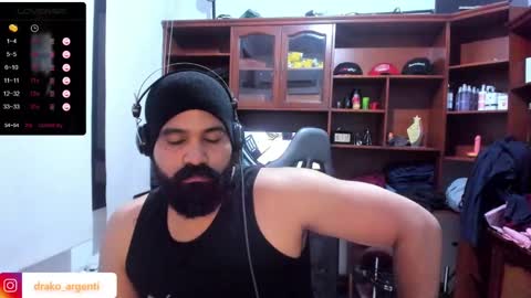 Snapshot of drako_argenti_ chatting on December 20, 5:25 am Drako online show from December 20, 5:25 am