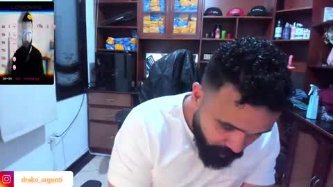 Snapshot of drako_argenti_ chatting on January 4, 2:35 am Drako online show from January 4, 2:35 am