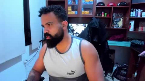 Snapshot of drako_argenti_ chatting on January 22, 6:52 am Drako online show from January 22, 6:52 am