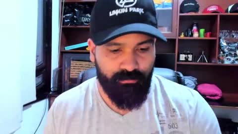 Snapshot of drako_argenti_ chatting on January 31, 12:29 pm Drako online show from January 31, 12:29 pm