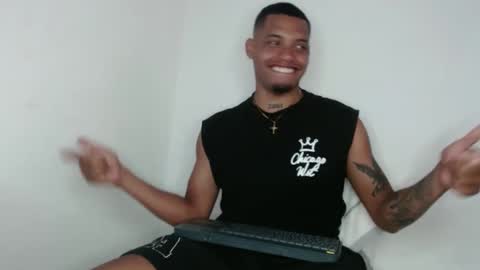 Snapshot of drako_monstercock chatting on February 16, 5:26 pm drako_monstercock online show from February 16, 5:26 pm