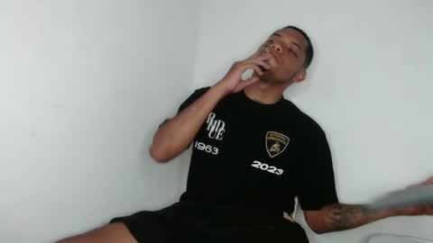 Snapshot of drako_monstercock chatting on March 7, 7:41 am drako_monstercock online show from March 7, 7:41 am