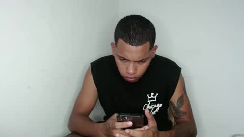 Snapshot of drako_monstercock chatting on March 11, 9:56 am drako_monstercock online show from March 11, 9:56 am