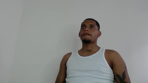 Snapshot of drako_monstercock chatting on September 13, 6:51 pm drako_monstercock online show from September 13, 6:51 pm