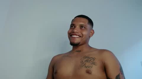 Snapshot of drako_monstercock chatting on September 15, 6:41 pm drako_monstercock online show from September 15, 6:41 pm