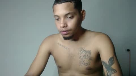 Snapshot of drako_monstercock chatting on September 28, 6:52 am drako_monstercock online show from September 28, 6:52 am