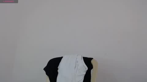 Snapshot of drako_monstercock chatting on October 15, 5:13 pm drako_monstercock online show from October 15, 5:13 pm