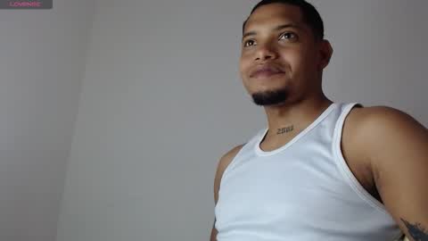 Snapshot of drako_monstercock chatting on October 16, 6:53 pm drako_monstercock online show from October 16, 6:53 pm