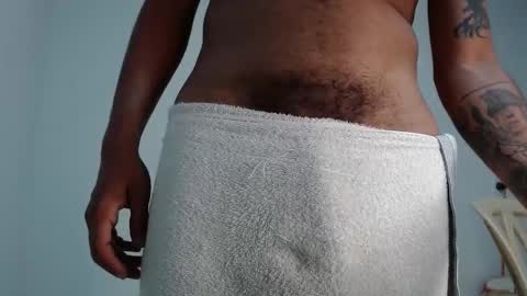 Snapshot of drako_monstercock chatting on November 20, 8:03 am drako_monstercock online show from November 20, 8:03 am