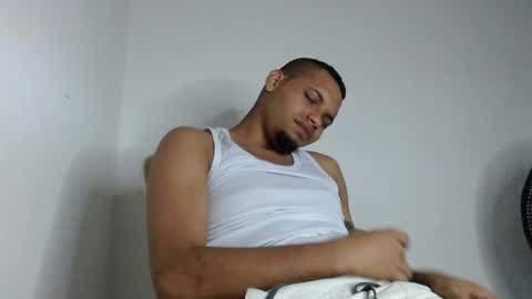 drako_monstercock online show from April 12, 12:37 am