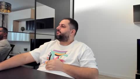 Draven A online show from February 1, 7:05 am