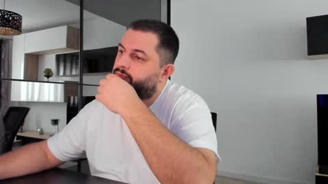 Draven A online show from February 3, 12:03 pm