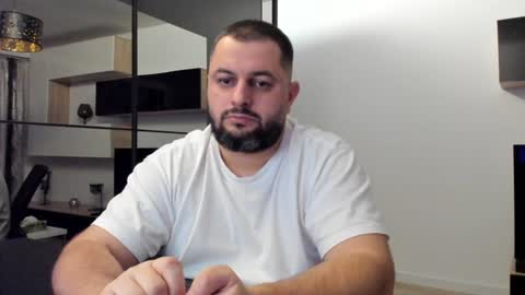 Draven A online show from February 6, 6:46 pm