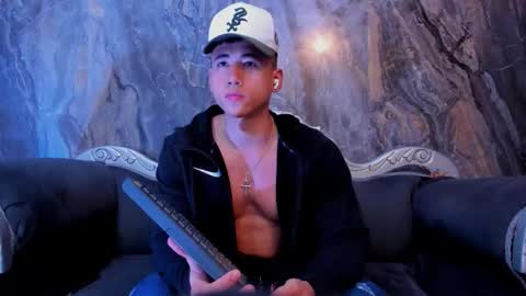 Snapshot of draven_marceaux chatting on September 19, 1:51 am Draven online show from September 19, 1:51 am