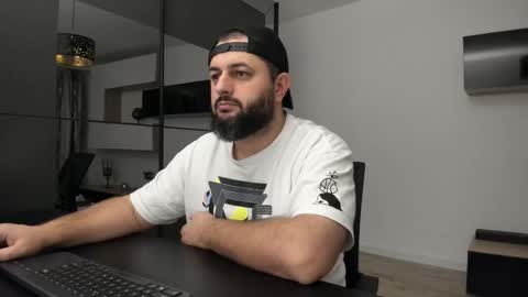 Snapshot of dravenpeak chatting on September 13, 1:16 am DravenPeak online show from September 13, 1:16 am