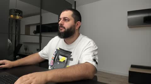 Snapshot of dravenpeak chatting on September 14, 3:16 am DravenPeak online show from September 14, 3:16 am