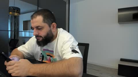 Snapshot of dravenpeak chatting on September 15, 5:18 am DravenPeak online show from September 15, 5:18 am