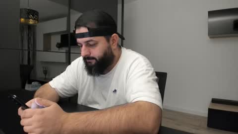 Snapshot of dravenpeak chatting on October 12, 3:33 pm DravenPeak online show from October 12, 3:33 pm