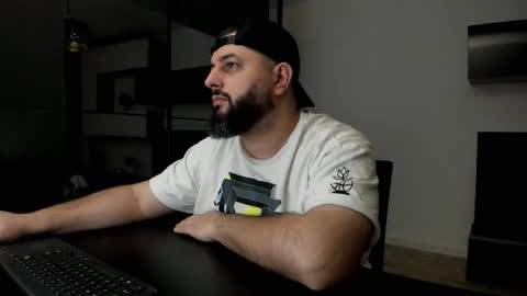 DravenPeak online show from March 8, 2:04 am