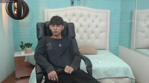 DraxBlade online show from April 22, 7:37 pm