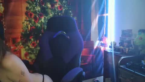 Snapshot of dreadpirate_riyu chatting on December 4, 11:35 pm Lorelei Riyu online show from December 4, 11:35 pm