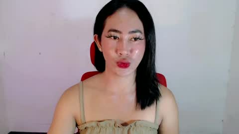 Snapshot of dream_bridexxx chatting on June 15, 4:47 am alexa online show from June 15, 4:47 am